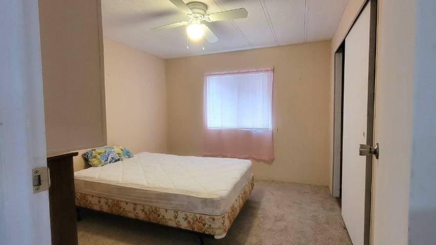 168 Juniper Drive West a Dundee, FL Mobile or Manufactured Home for Sale